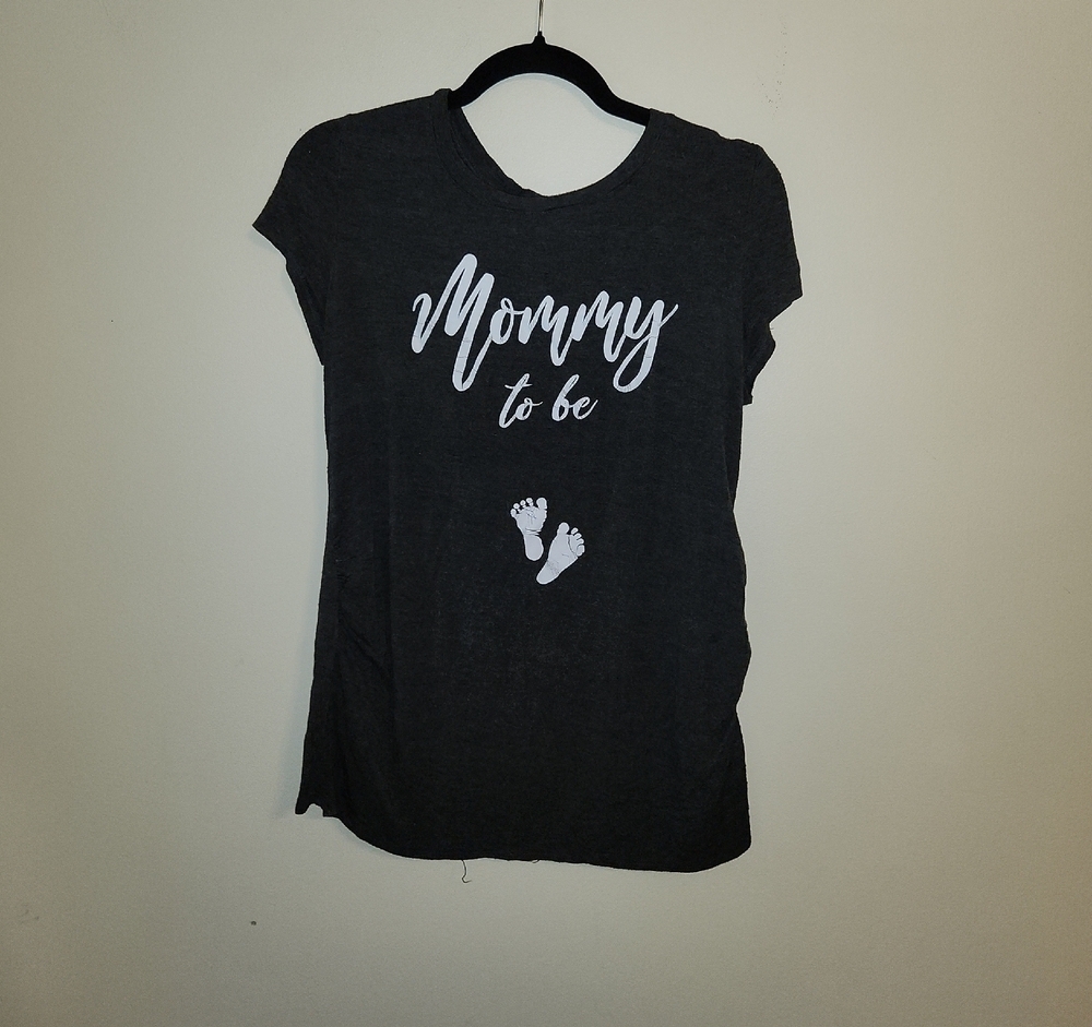Juniper Ln's Charcoal 'Mommy to Be' T-Shirt